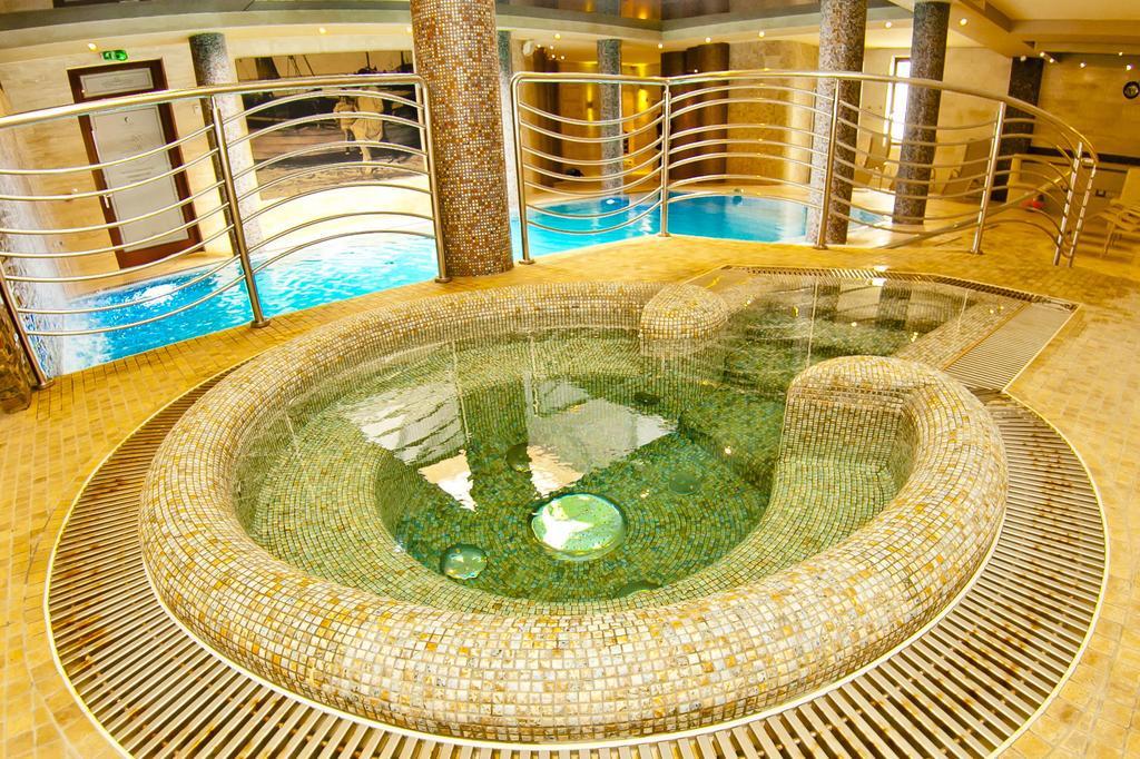 Hotel&Spa Stary Dziwnow Basen Swimming Pool المظهر الخارجي الصورة