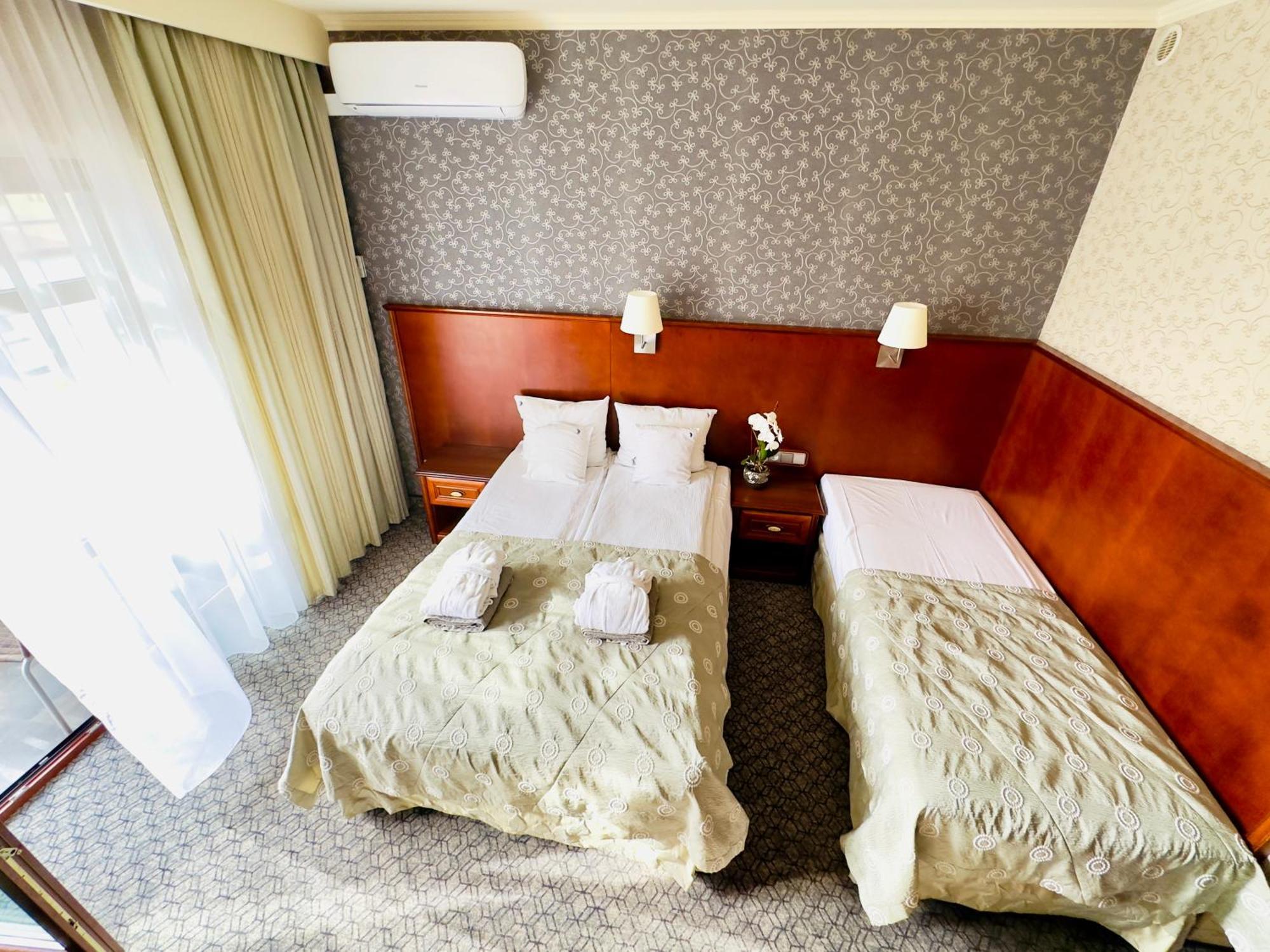 Hotel&Spa Stary Dziwnow Basen Swimming Pool المظهر الخارجي الصورة